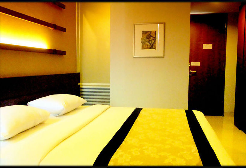 בית מלון כפרי Nyland Pasteur Bandung