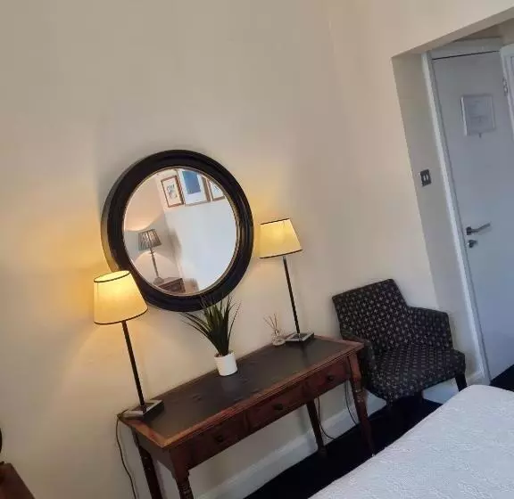 호텔 The Racquet Club