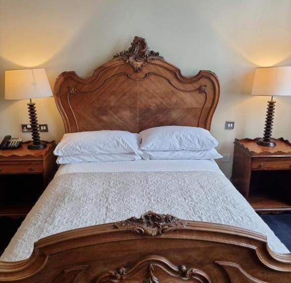 호텔 The Racquet Club