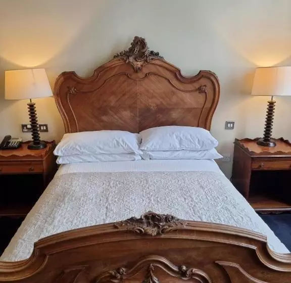 호텔 The Racquet Club