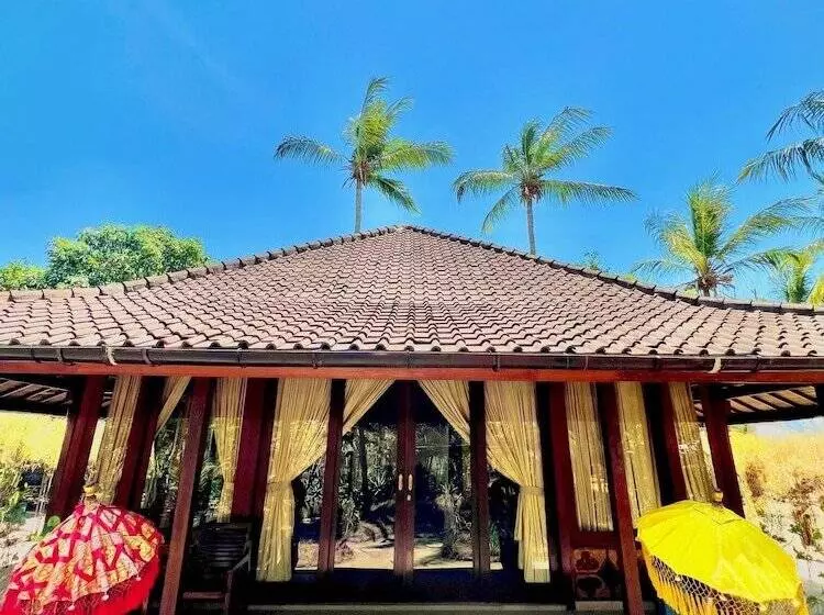 בית מלון כפרי Villa Bulan Madu Gili Air