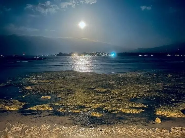 בית מלון כפרי Villa Bulan Madu Gili Air