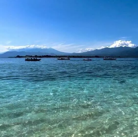 בית מלון כפרי Villa Bulan Madu Gili Air