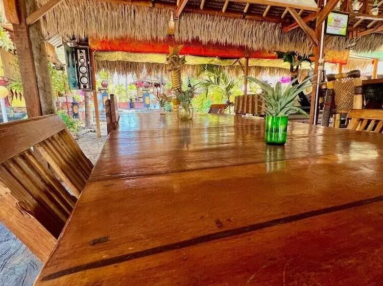 בית מלון כפרי Villa Bulan Madu Gili Air