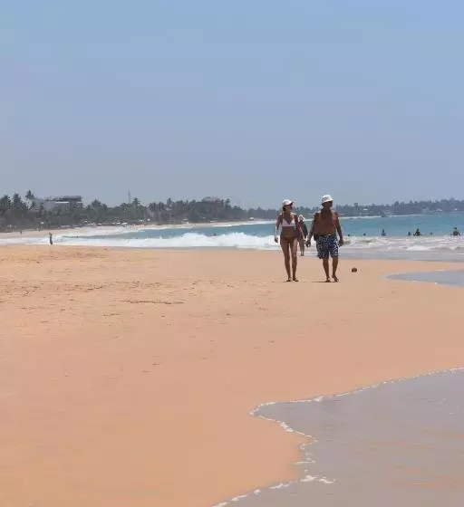 Aamiaismajoitus (B&B) Red Eyes Cottage Hikkaduwa