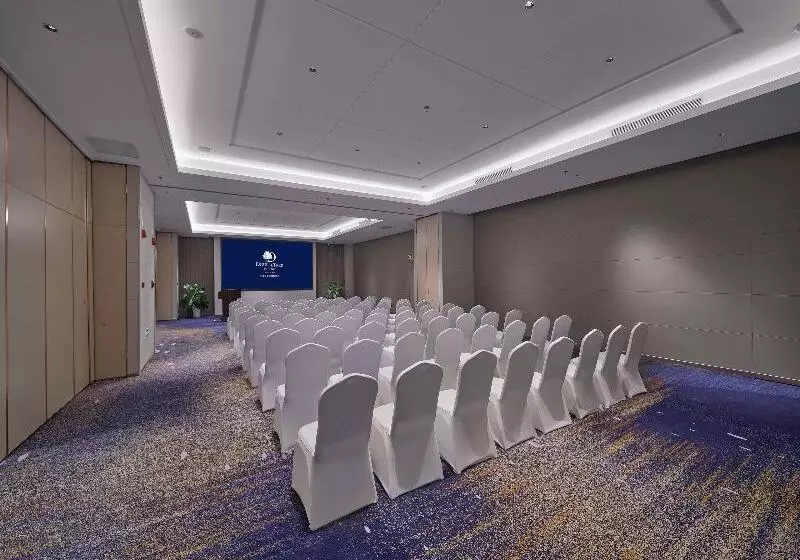 ホテル Doubletree By Hilton Anshan