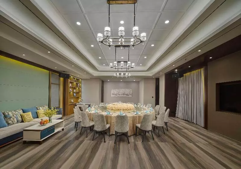 ホテル Doubletree By Hilton Anshan