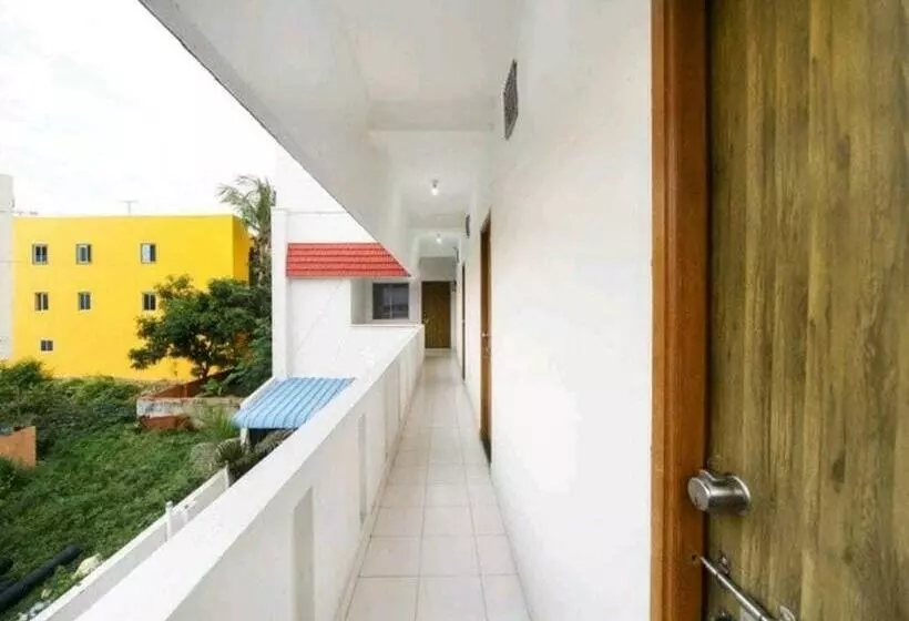 Hotelli Spot On Shappy Inn Koyambedu Near Pvr Spi Palazzo Chennai