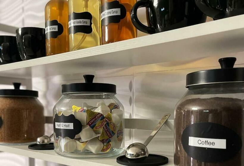 بنسيون Cozy Miami Modern Paradise Near Hardrock Stadium!