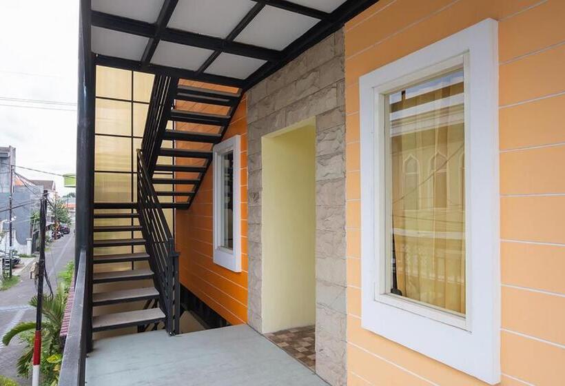 펜션 Twospaces Living At Graha Asri Syariah