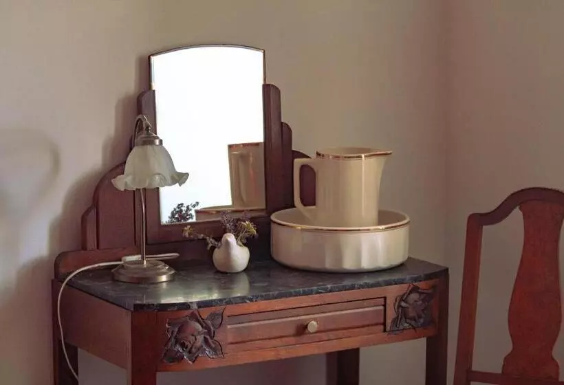 ベッドアンドブレックファースト Les Jardins De Nanine