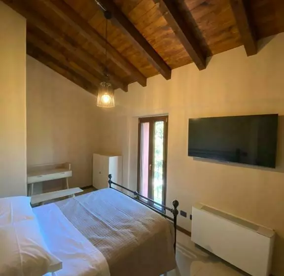 Hotelli Agriturismo Pizzavacca