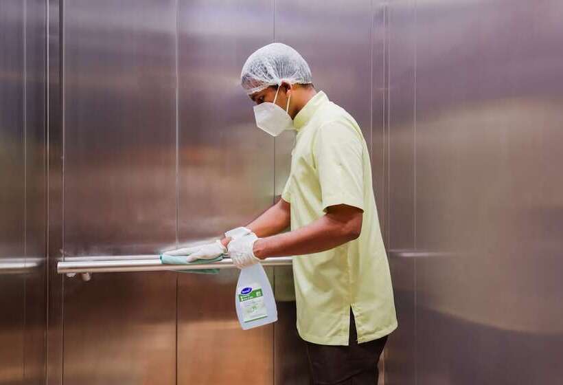 Lemon Tree Hotel, Kalina, Mumbai