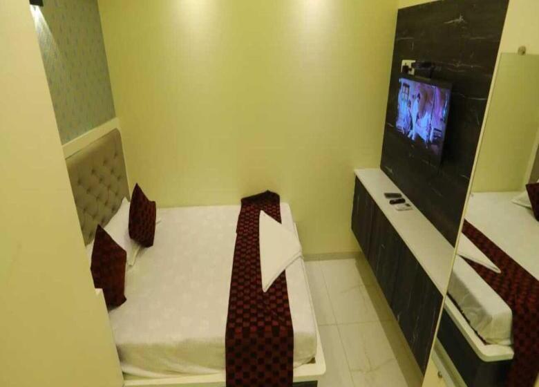 호텔 Sai Siddhi Inn Midc Industrial Area, Mahape Navi Mumbai