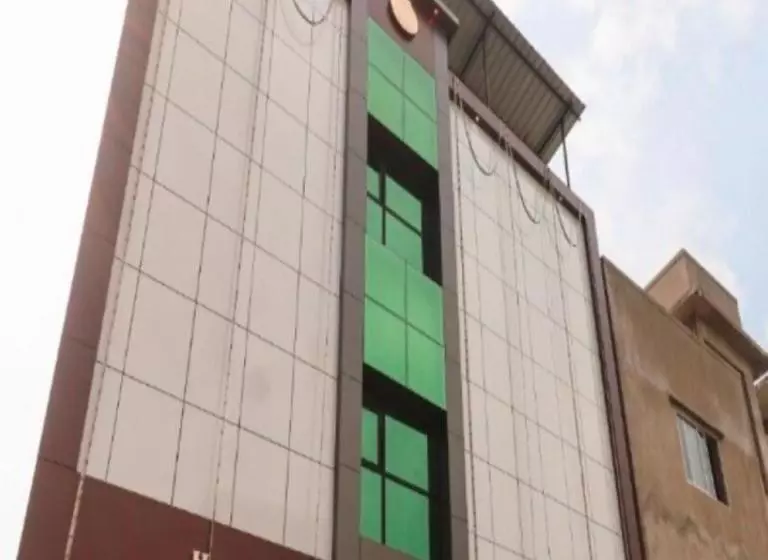 ホテル Sai Siddhi Inn   Midc Industrial Area, Mahape Navi Mumbai