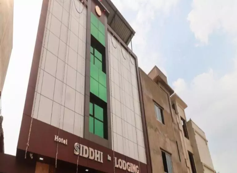 ホテル Sai Siddhi Inn   Midc Industrial Area, Mahape Navi Mumbai