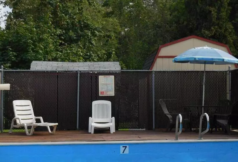 Motelli Travelodge By Wyndham Canyonville