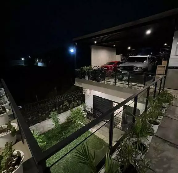 ペンション 7th Haven Residential Inn