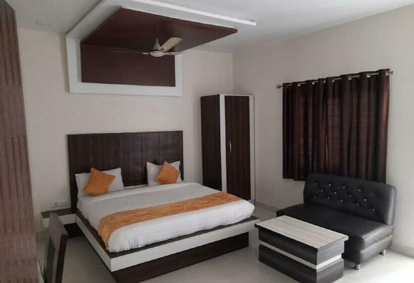 فندق Gayatri Residency, Agra