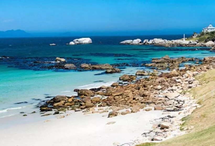 Boulders Blue Bed And Breakfast