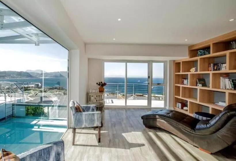 Boulders Blue Bed And Breakfast