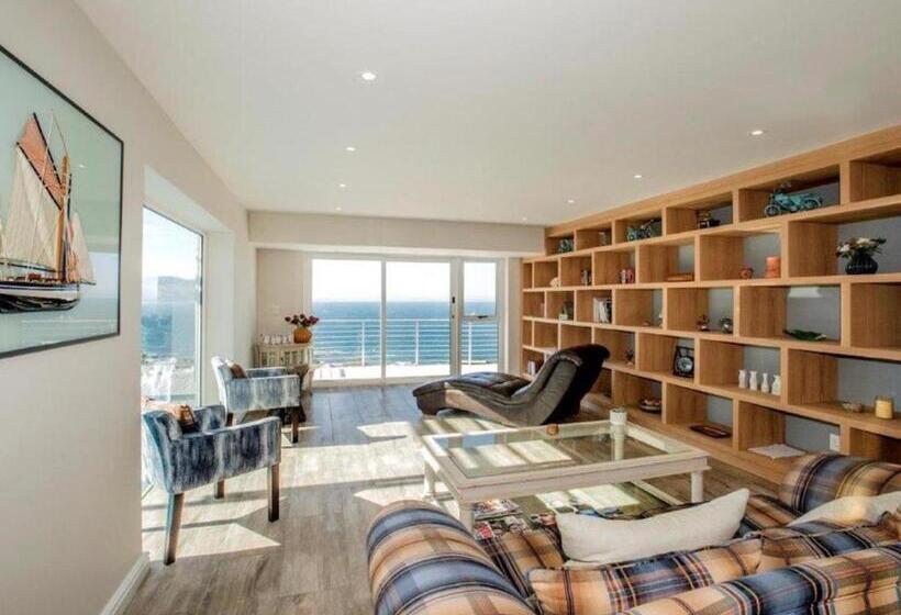 Boulders Blue Bed And Breakfast