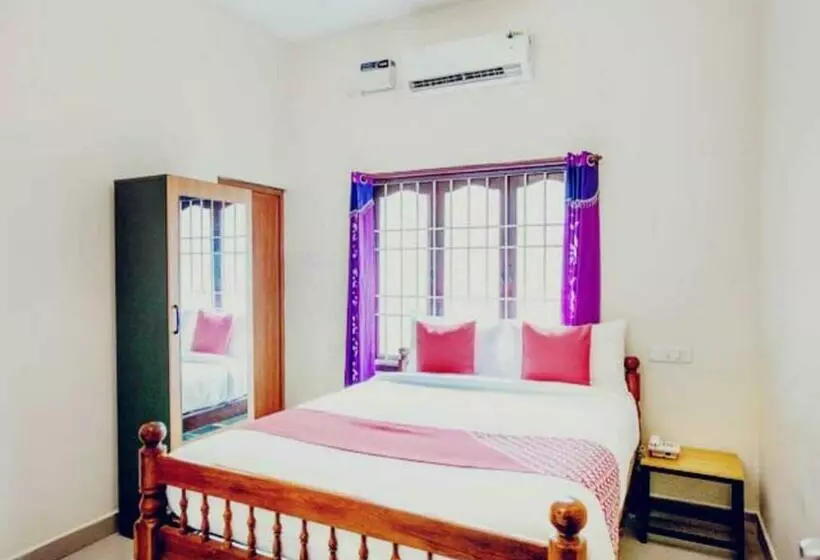 هتل White Sand Guest House