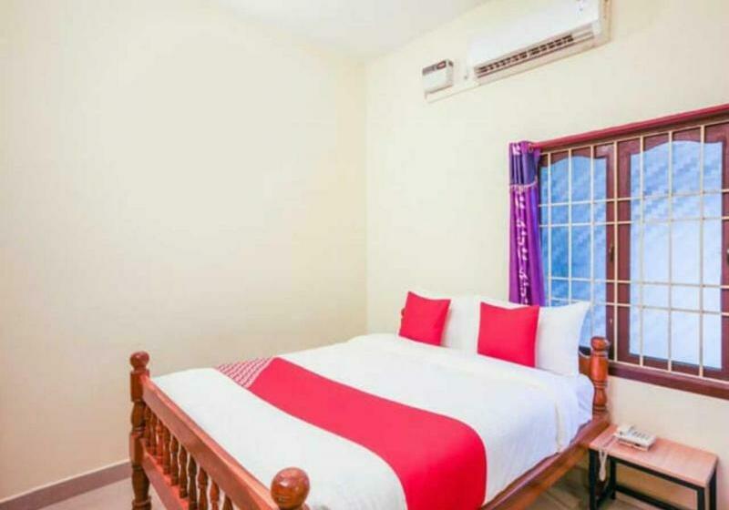 Hotelli White Sand Guest House