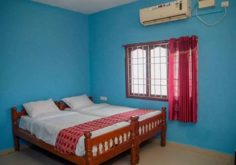 هتل White Sand Guest House