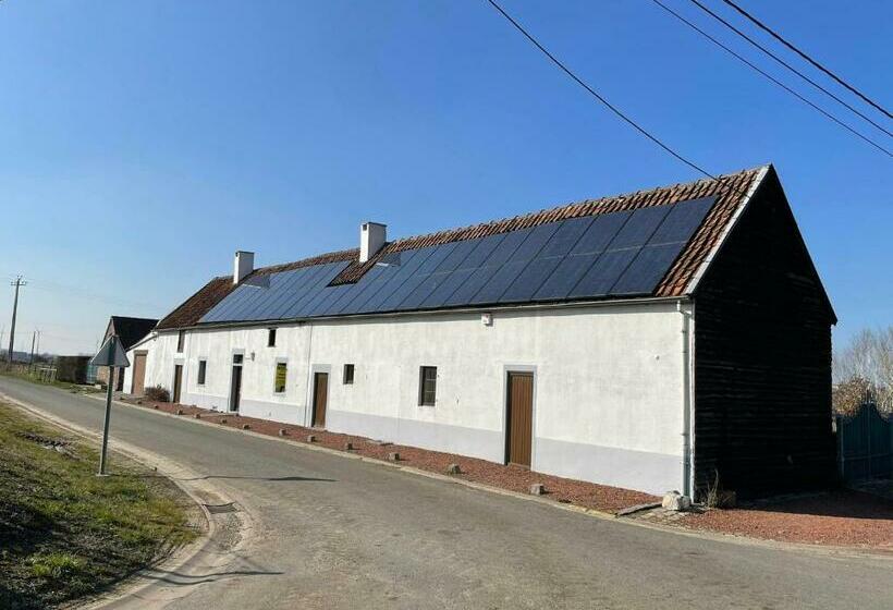 펜션 Casa Wellness Floreffe Jacuzzi