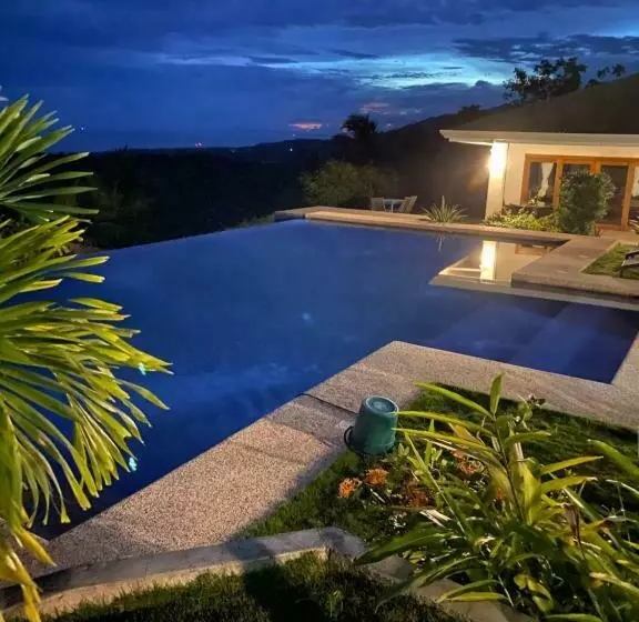 ペンション Villa Mountainview Guesthouse