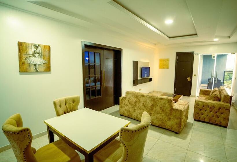 247 Luxury Hotel & Apartment Ajah