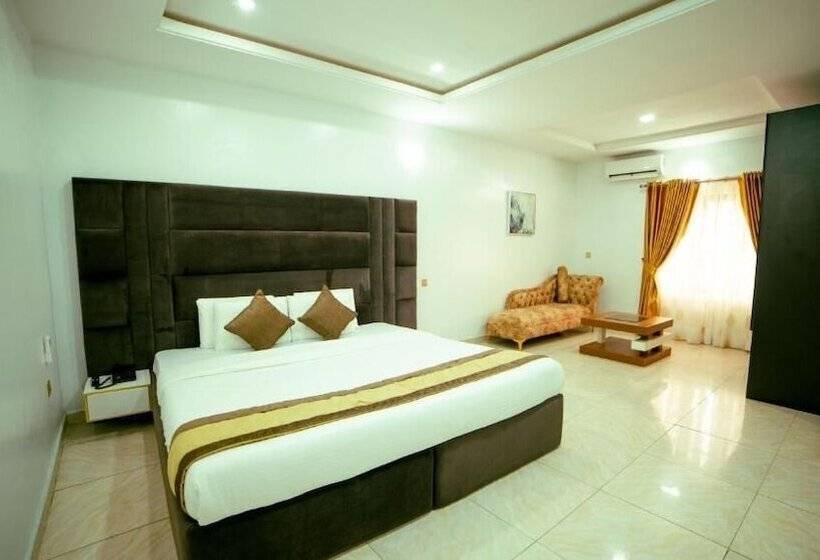 247 Luxury Hotel & Apartment Ajah