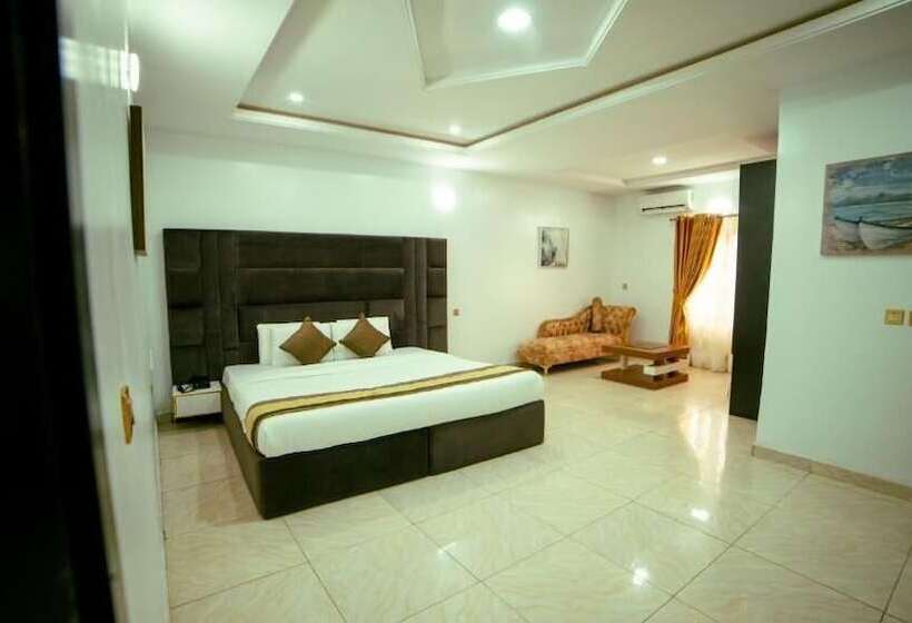 247 Luxury Hotel & Apartment Ajah