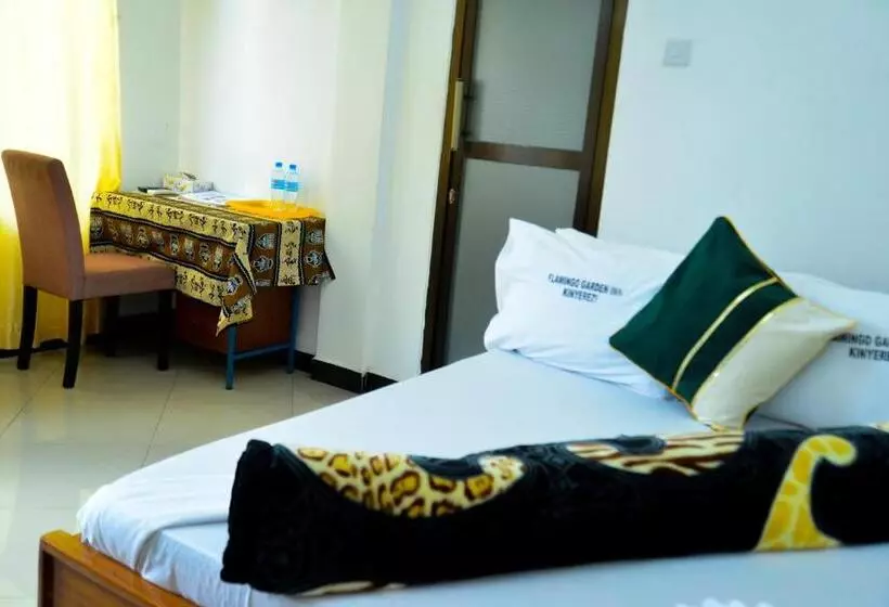 تختخواب و صبحانه Flamingo Hotel Kinyerezi