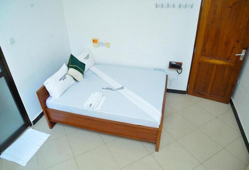 تختخواب و صبحانه Flamingo Hotel Kinyerezi