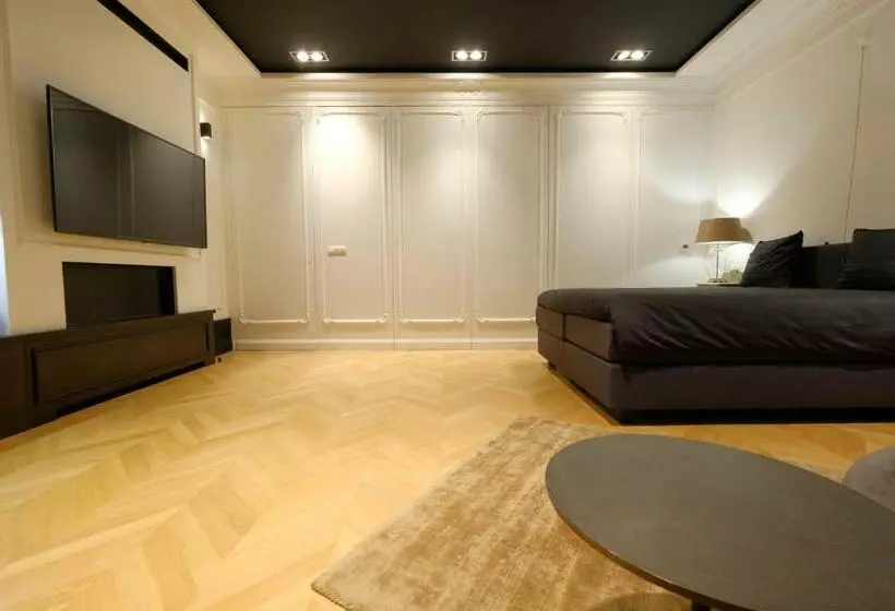 Aamiaismajoitus (B&B) Suite La Duchesse Et Parking Privé Gratuit