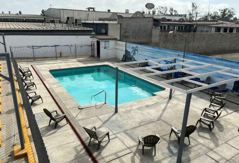 هتل La Quinta Bonita