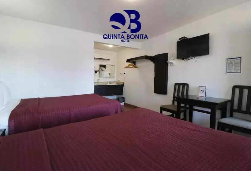 ホテル La Quinta Bonita