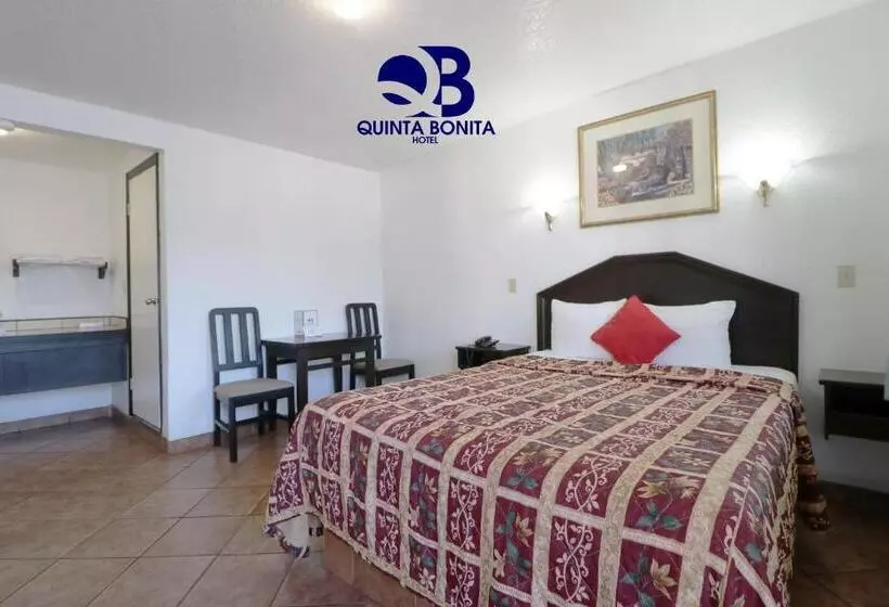 ホテル La Quinta Bonita