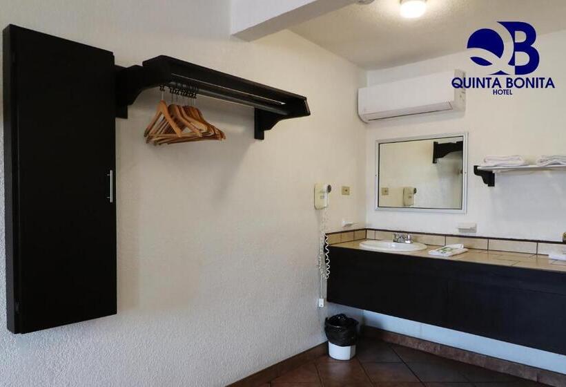 هتل La Quinta Bonita
