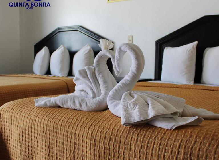 هتل La Quinta Bonita