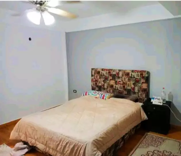 پانسیون Shared Apartment