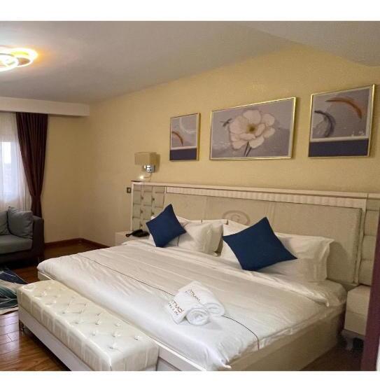 Atmosphere Hotel & Spa