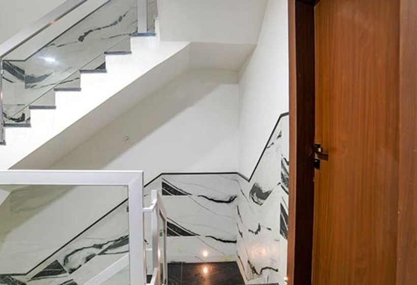 Fabhotel Elite Residency