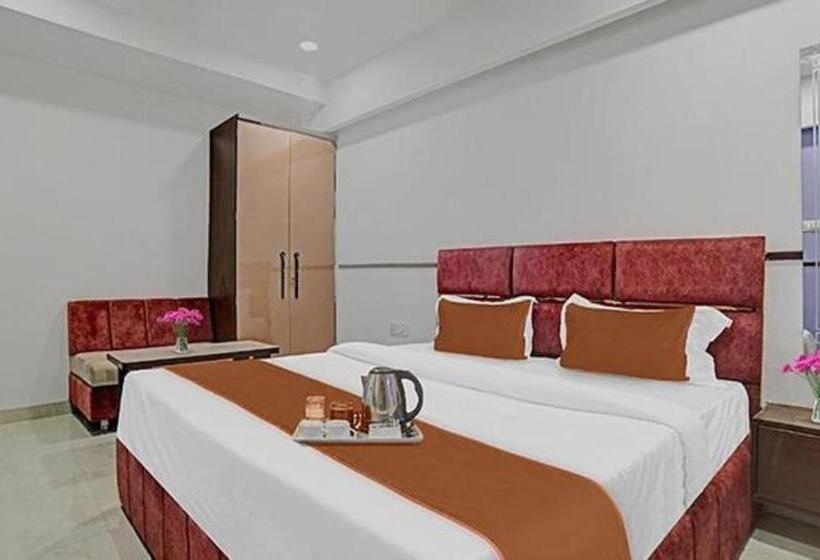 Fabhotel Elite Residency