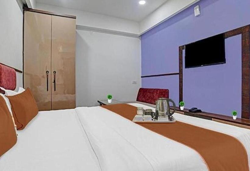 Fabhotel Elite Residency