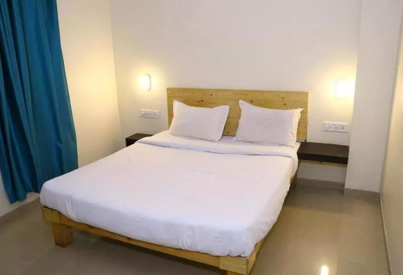 Hotelli Neuaura Stays