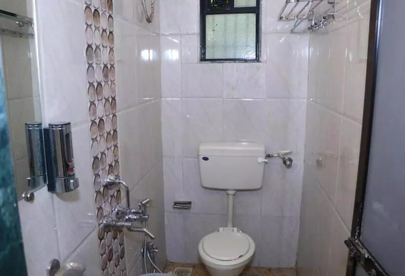 Hotelli Neuaura Stays