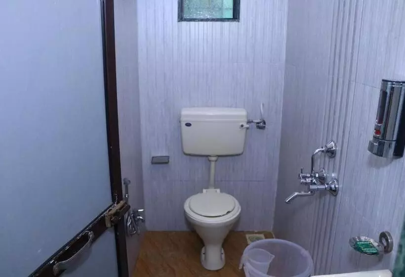 Hotelli Neuaura Stays